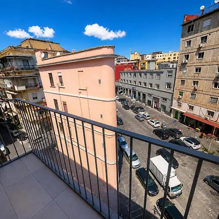 Barbato 75 Konukevi Napoli